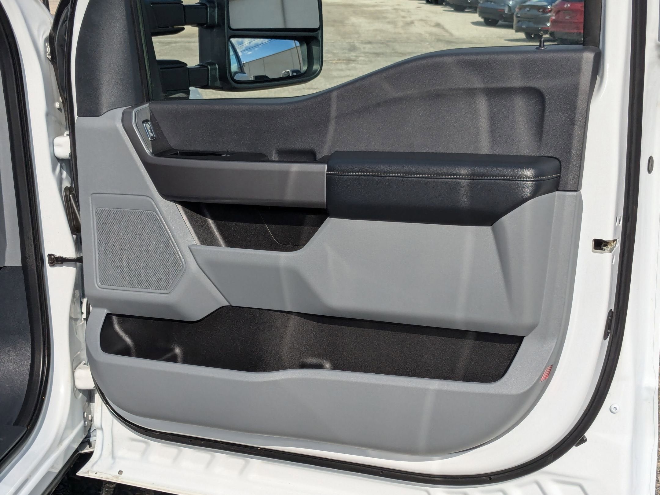 2025 Ford Super Duty F-350 SRW XLT