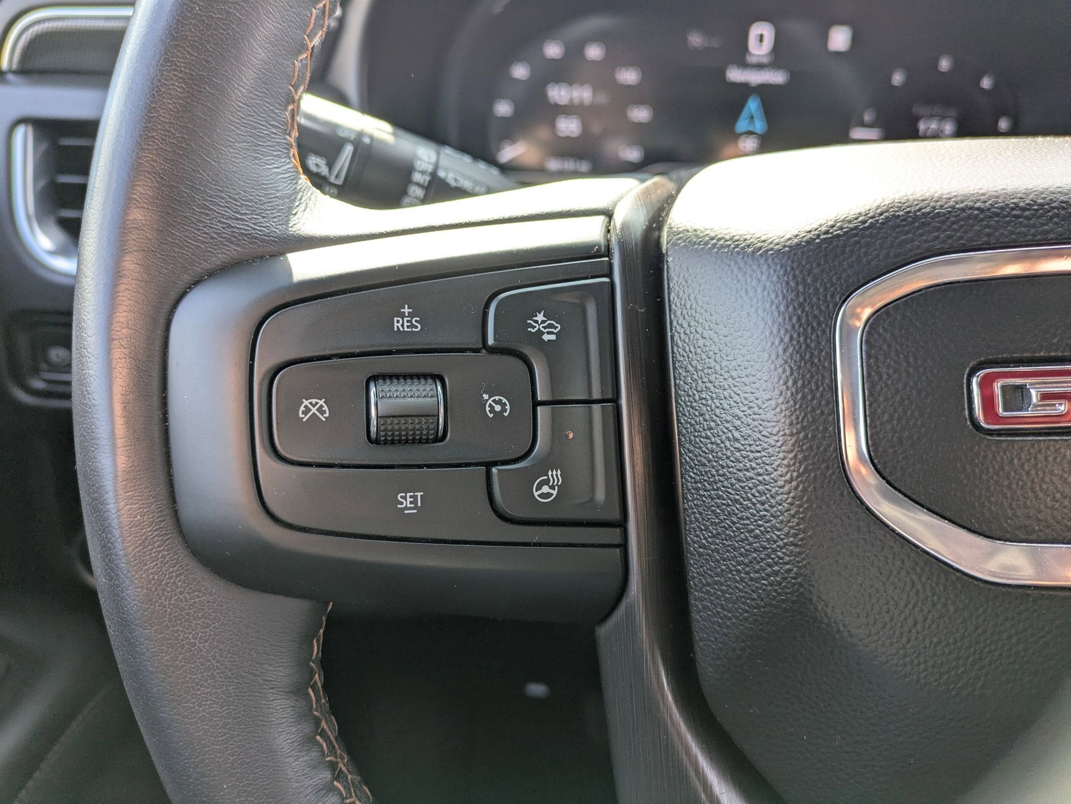 2022 GMC Yukon AT4