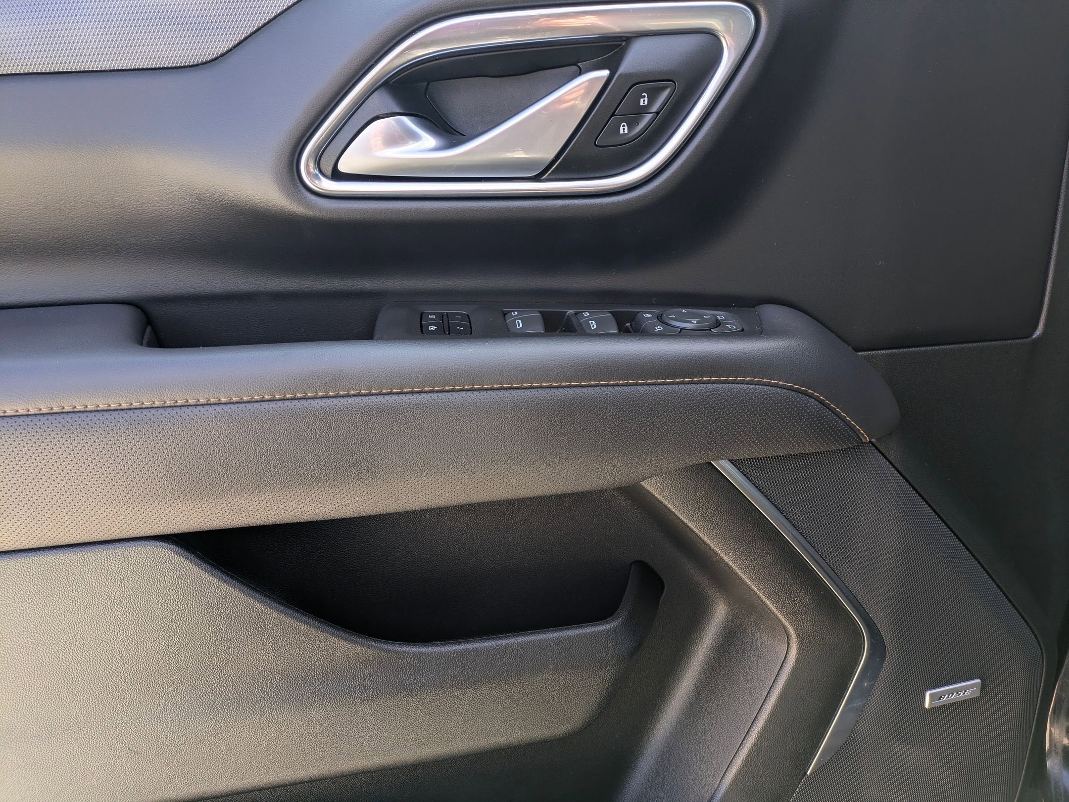 2022 GMC Yukon AT4