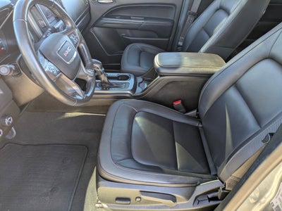 2022 GMC Canyon 4WD AT4 w/Leather