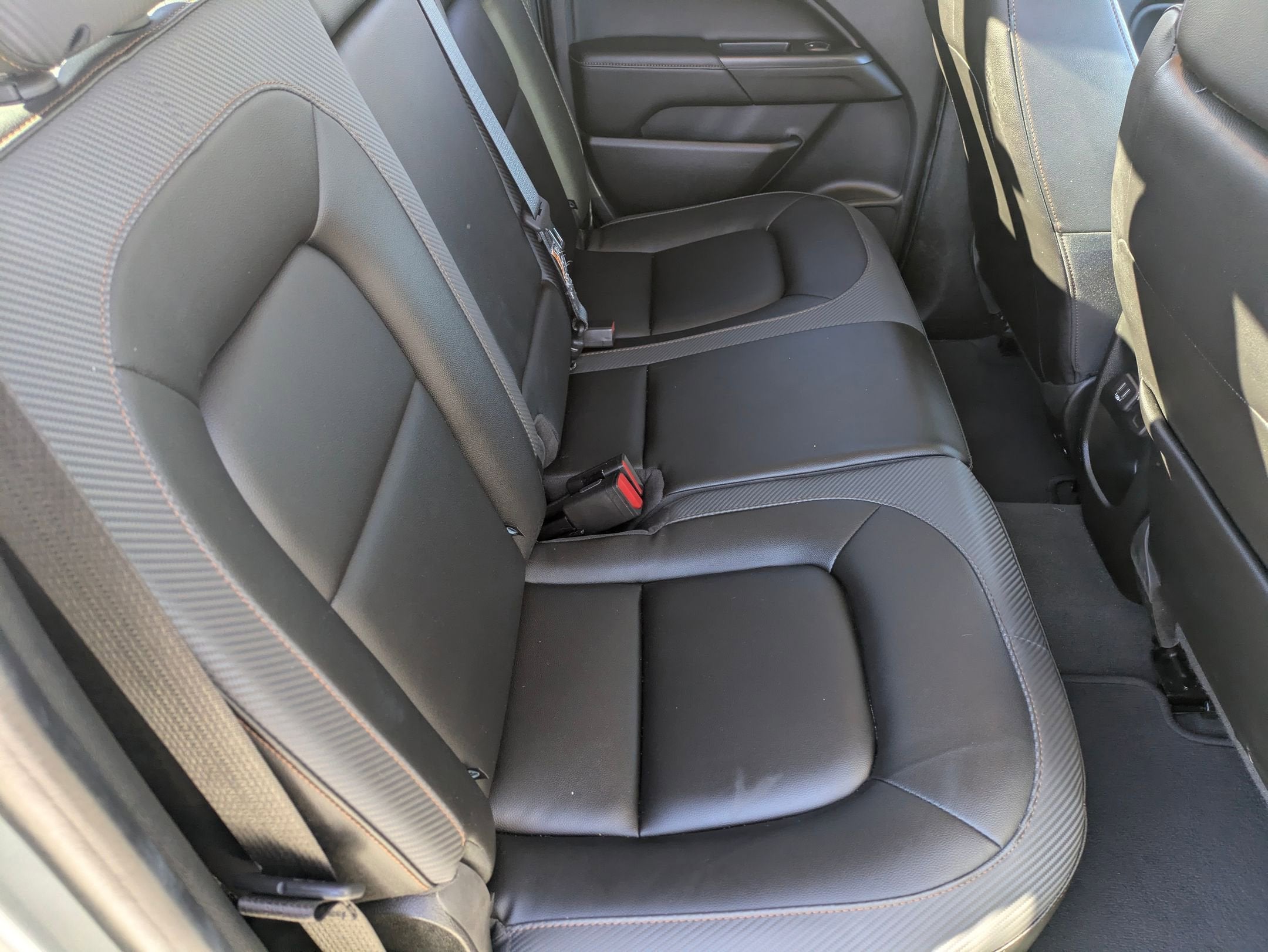 2022 GMC Canyon 4WD AT4 w/Leather