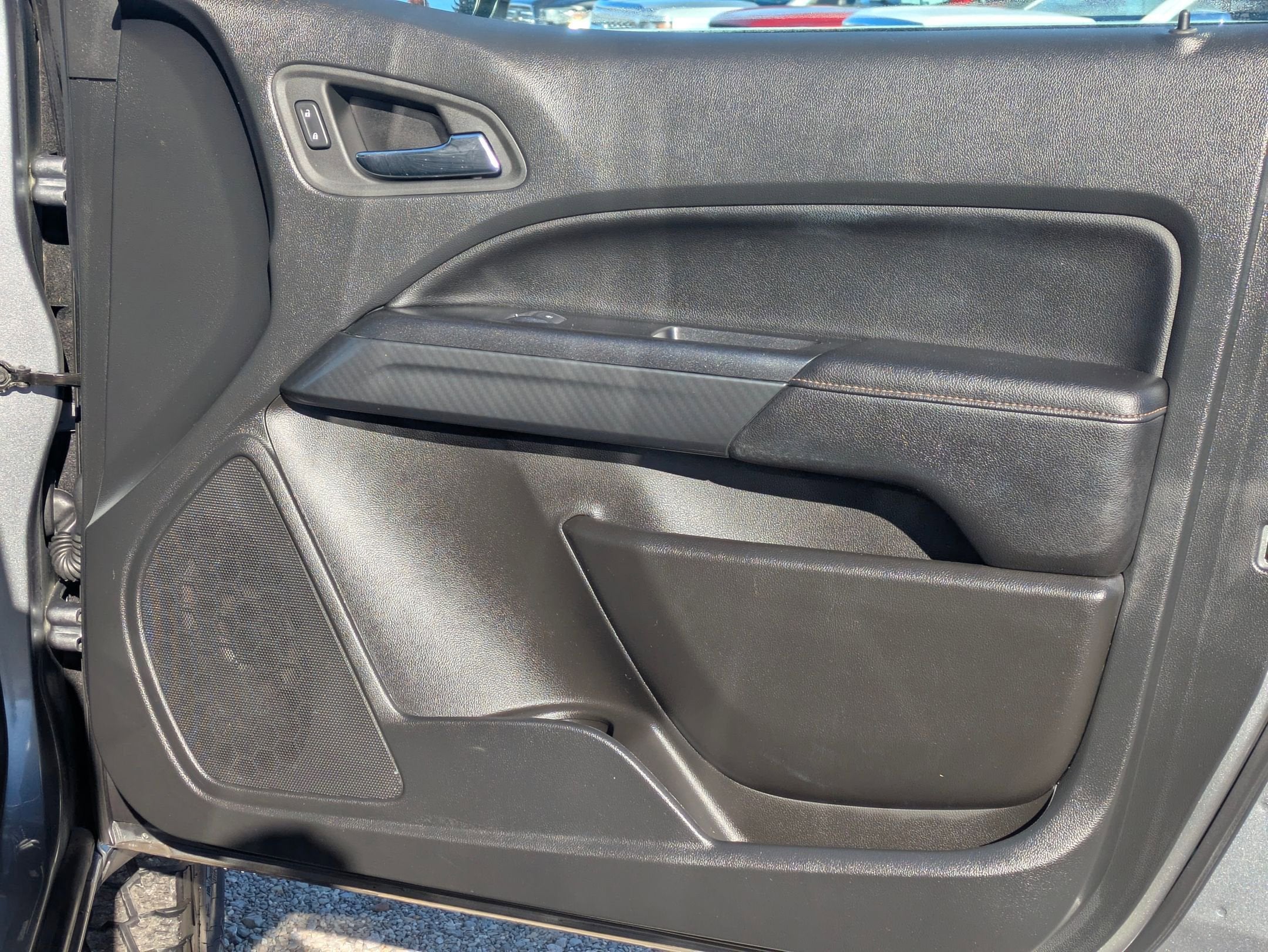 2022 GMC Canyon 4WD AT4 w/Leather