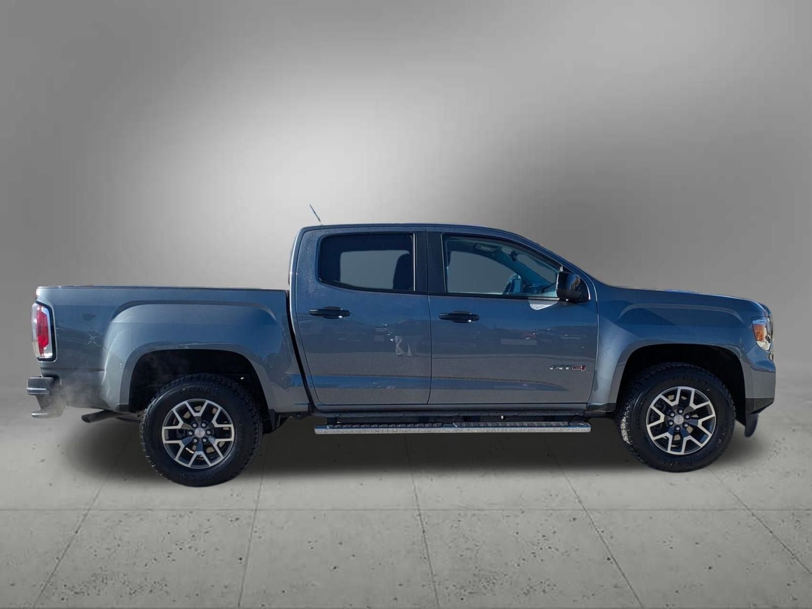 2022 GMC Canyon 4WD AT4 w/Leather