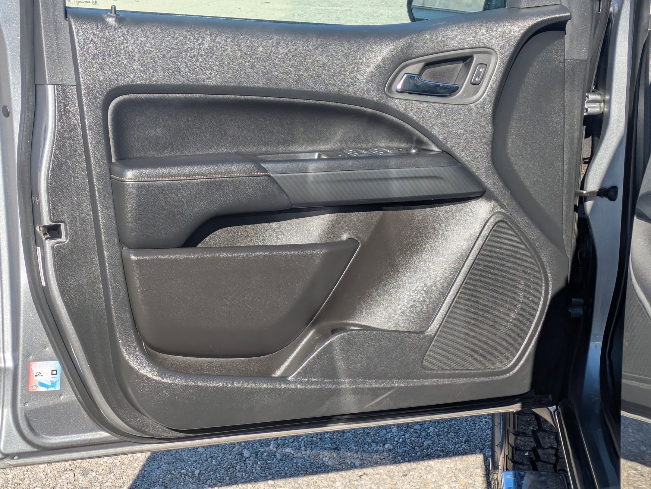 2022 GMC Canyon 4WD AT4 w/Leather