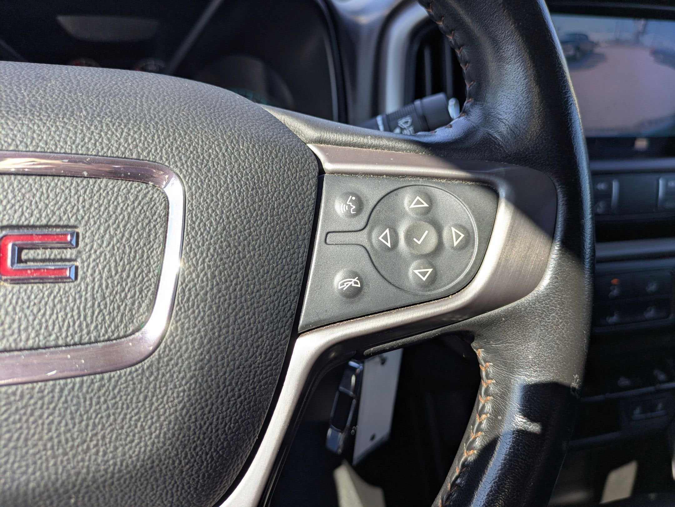 2021 GMC Canyon 4WD AT4 w/Cloth