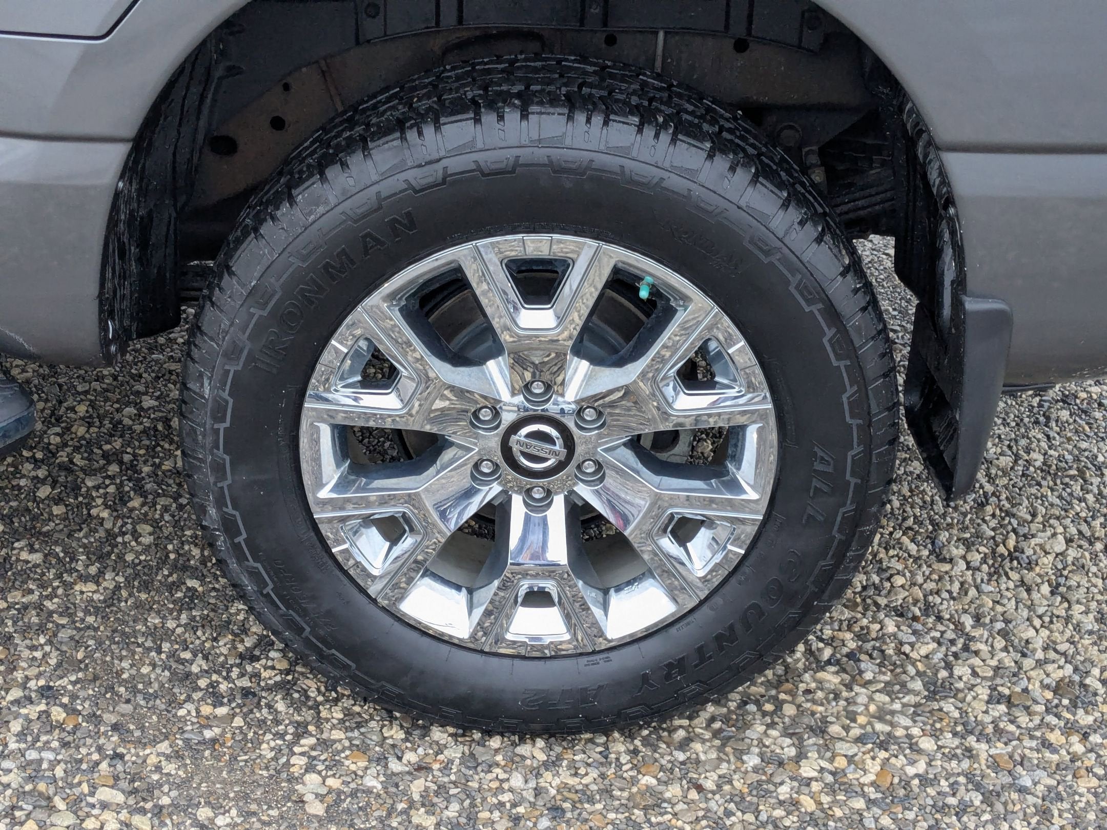 2020 Nissan Titan SL