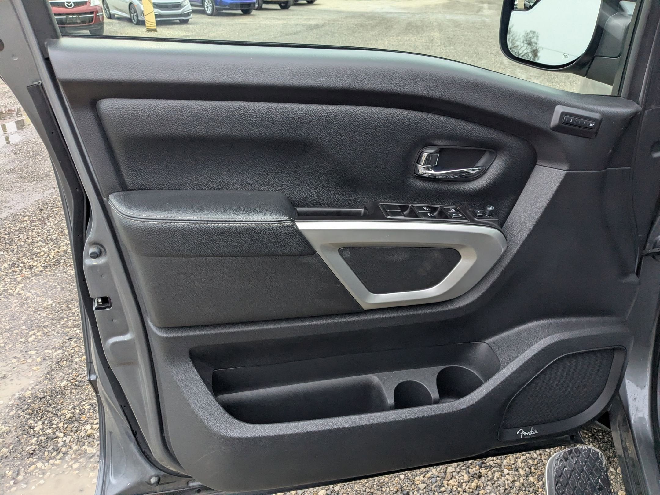 2020 Nissan Titan SL