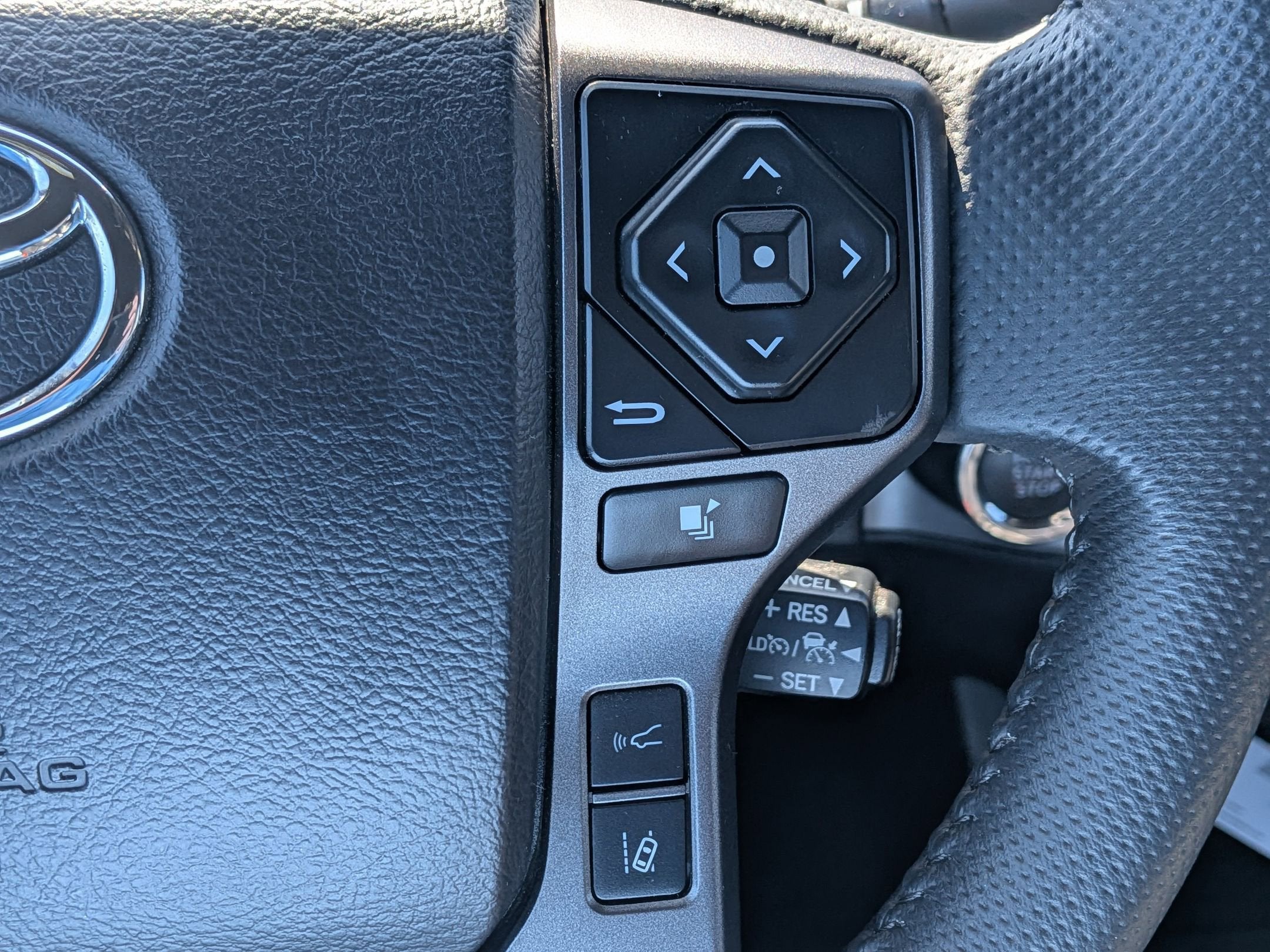 2023 Toyota Tacoma 4WD TRD Off Road