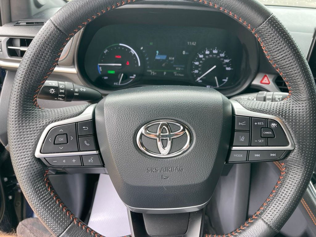 2024 Toyota Sienna XSE 7 Passenger