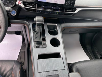 2024 Toyota Sienna XSE 7 Passenger