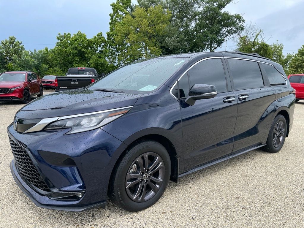 2024 Toyota Sienna XSE 7 Passenger