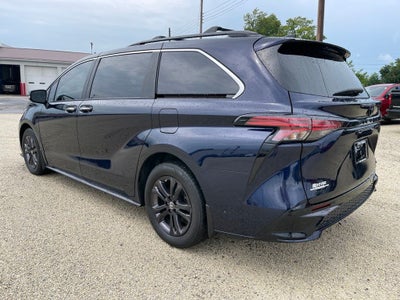 2024 Toyota Sienna XSE 7 Passenger