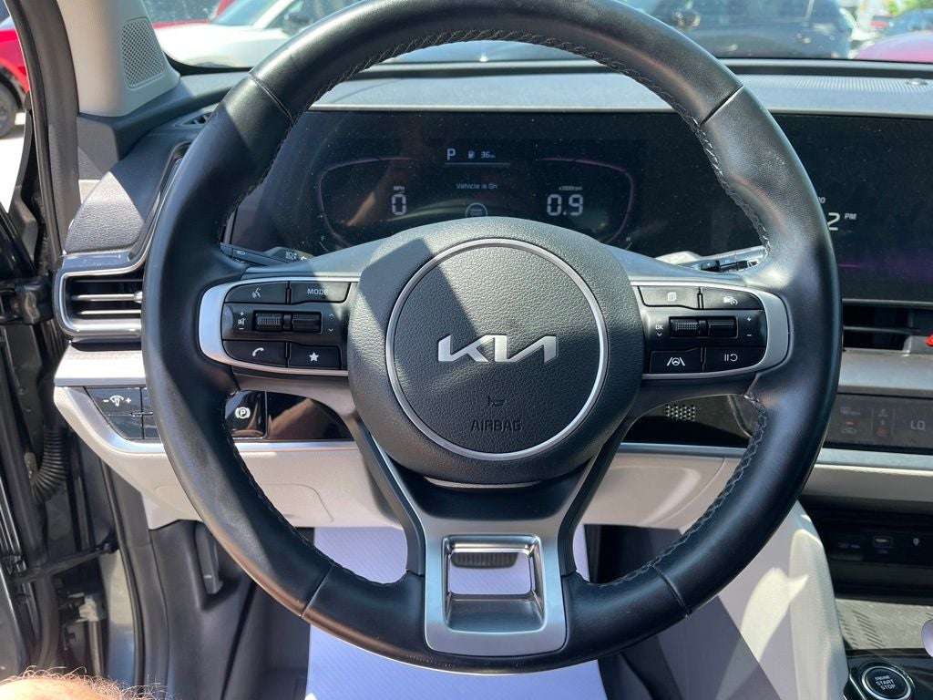 2023 Kia Sportage EX - Photo 10