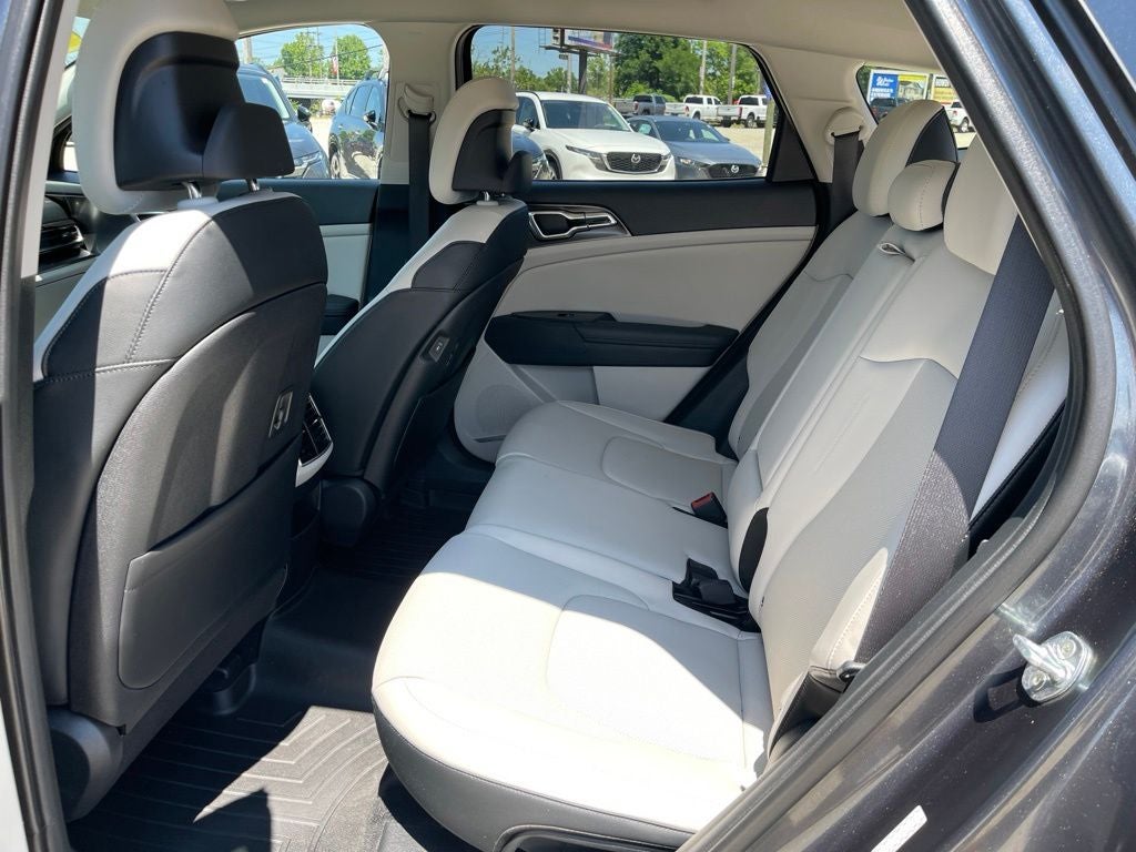2023 Kia Sportage EX - Photo 17