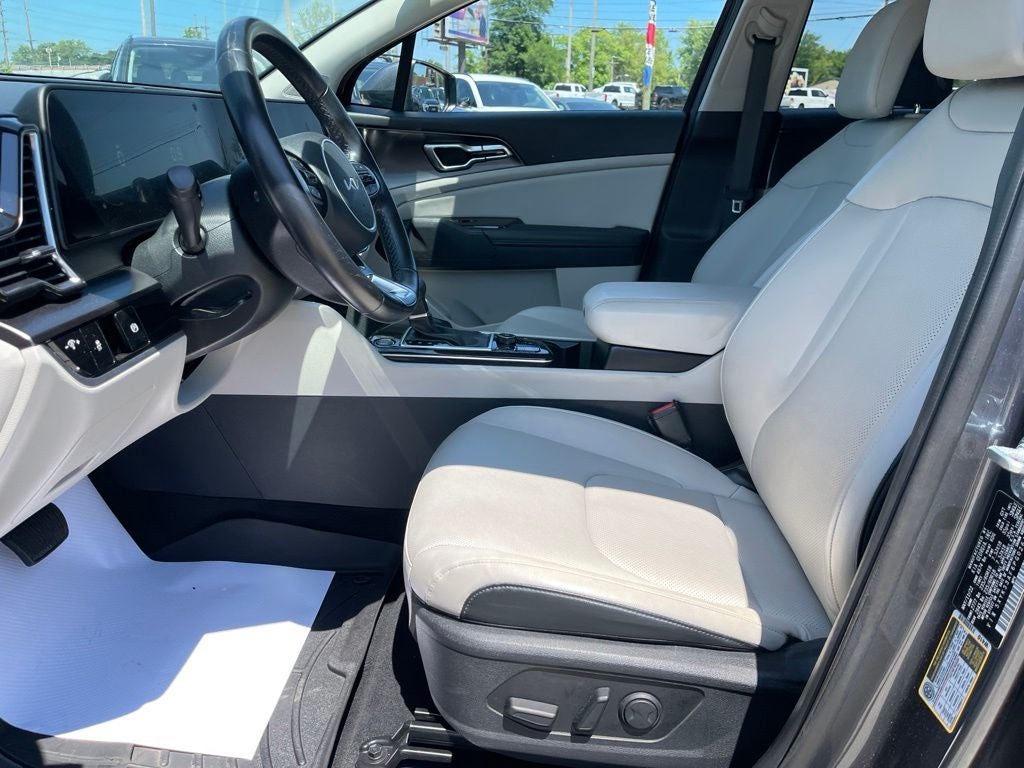 2023 Kia Sportage EX - Photo 8