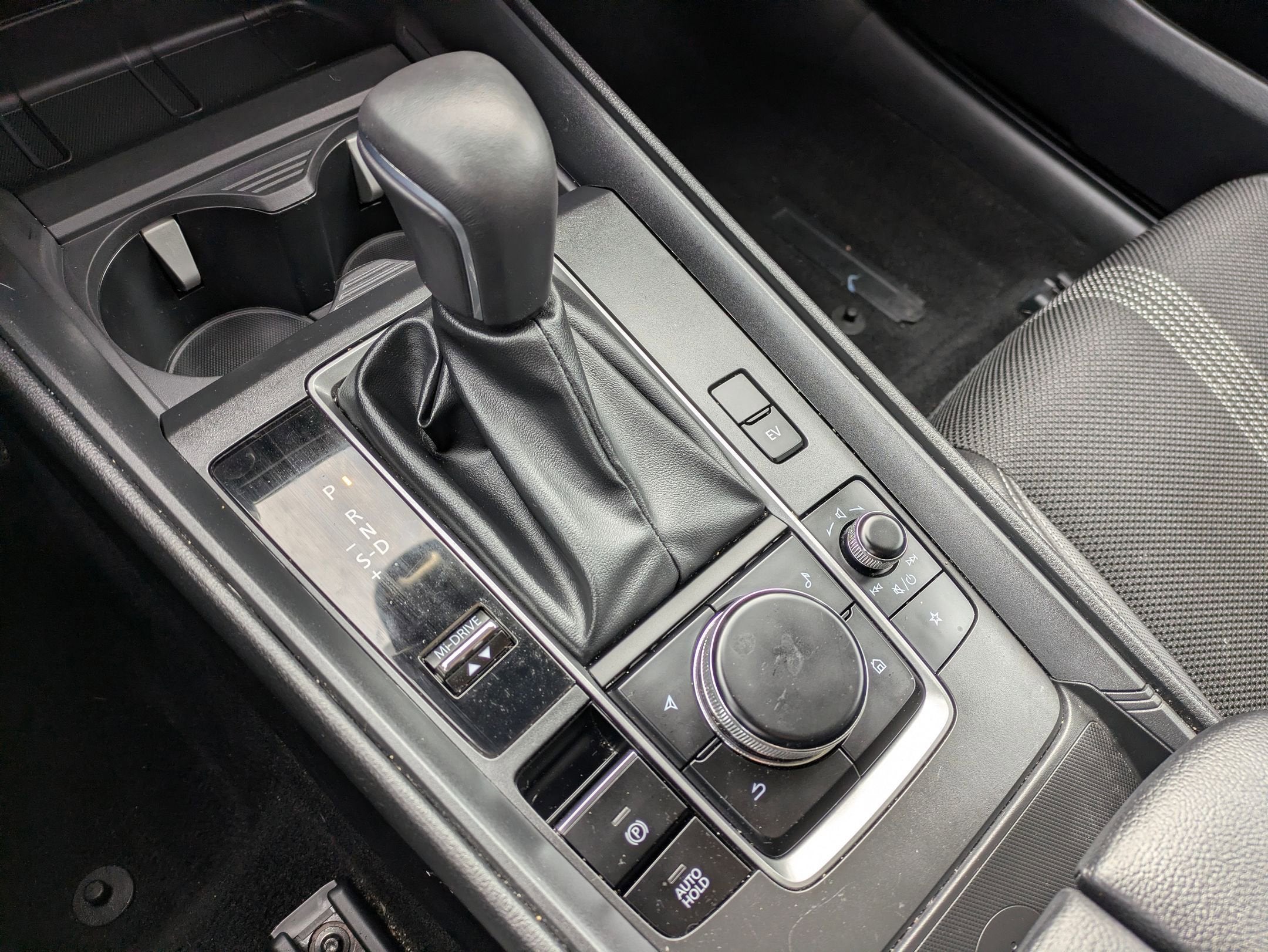 2025 Mazda Mazda CX-50 Hybrid Preferred Package