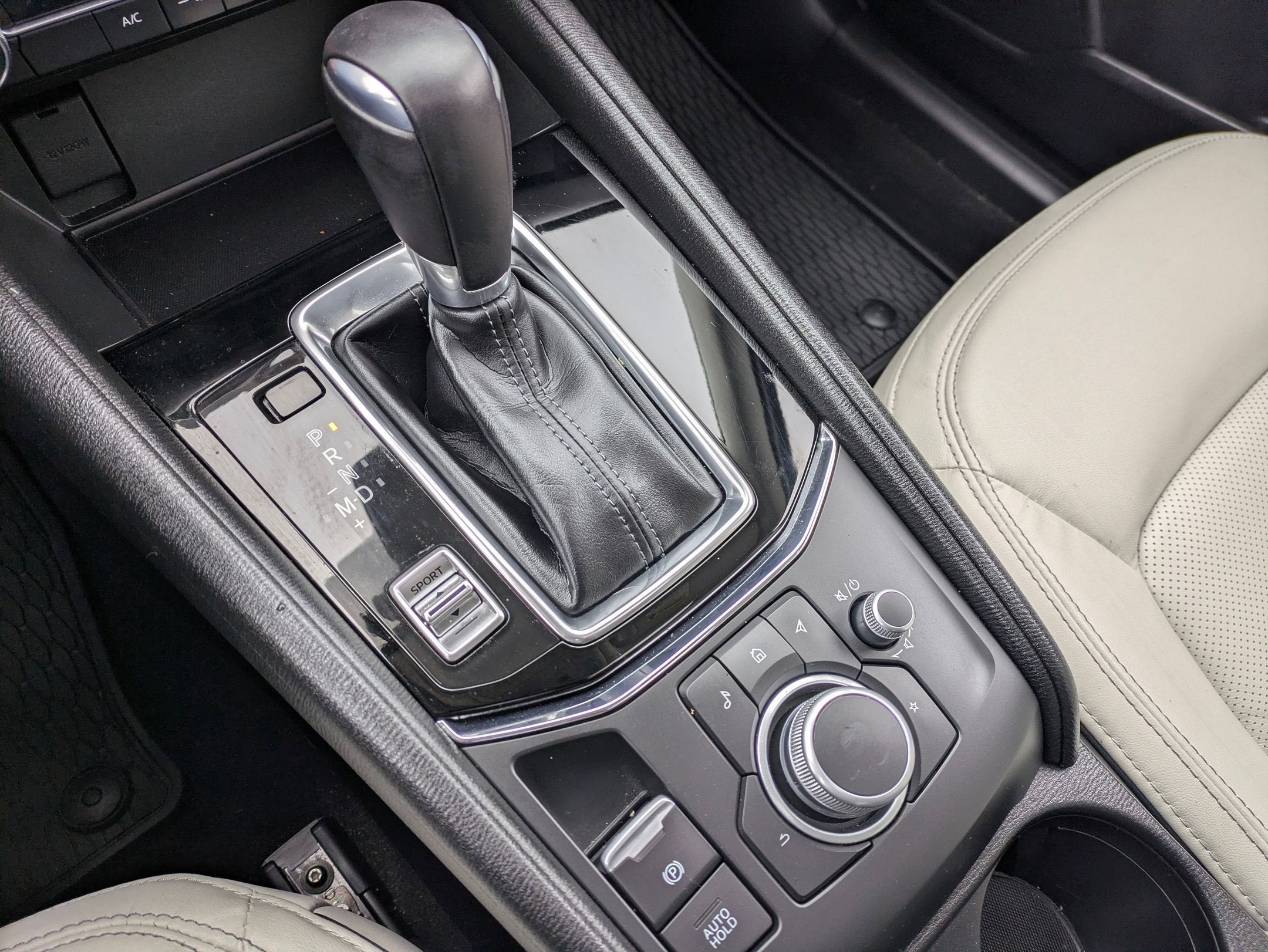 2024 Mazda Mazda CX-5 2.5 S Preferred Package