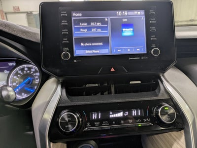 2022 Toyota Venza XLE