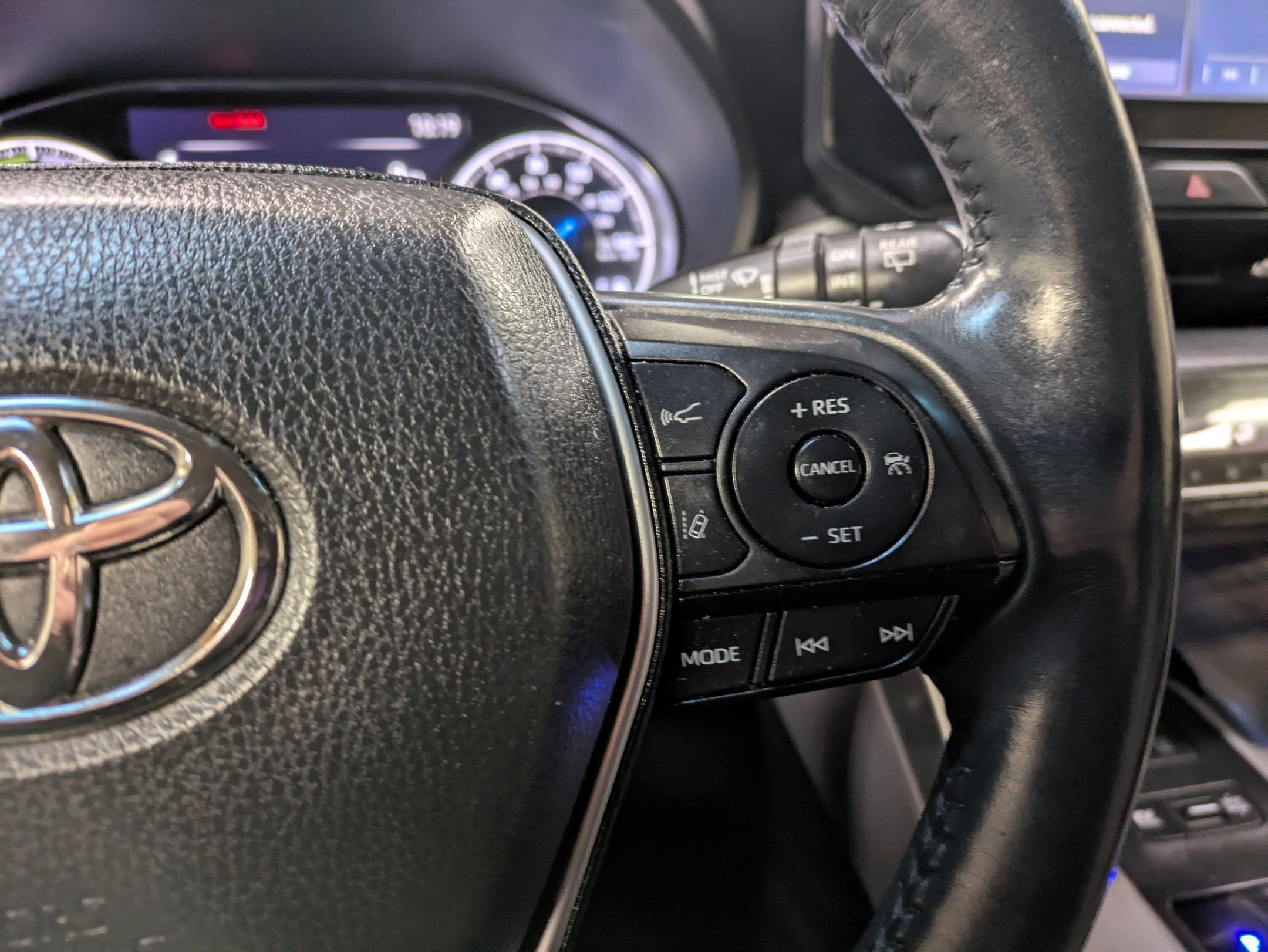 2022 Toyota Venza XLE