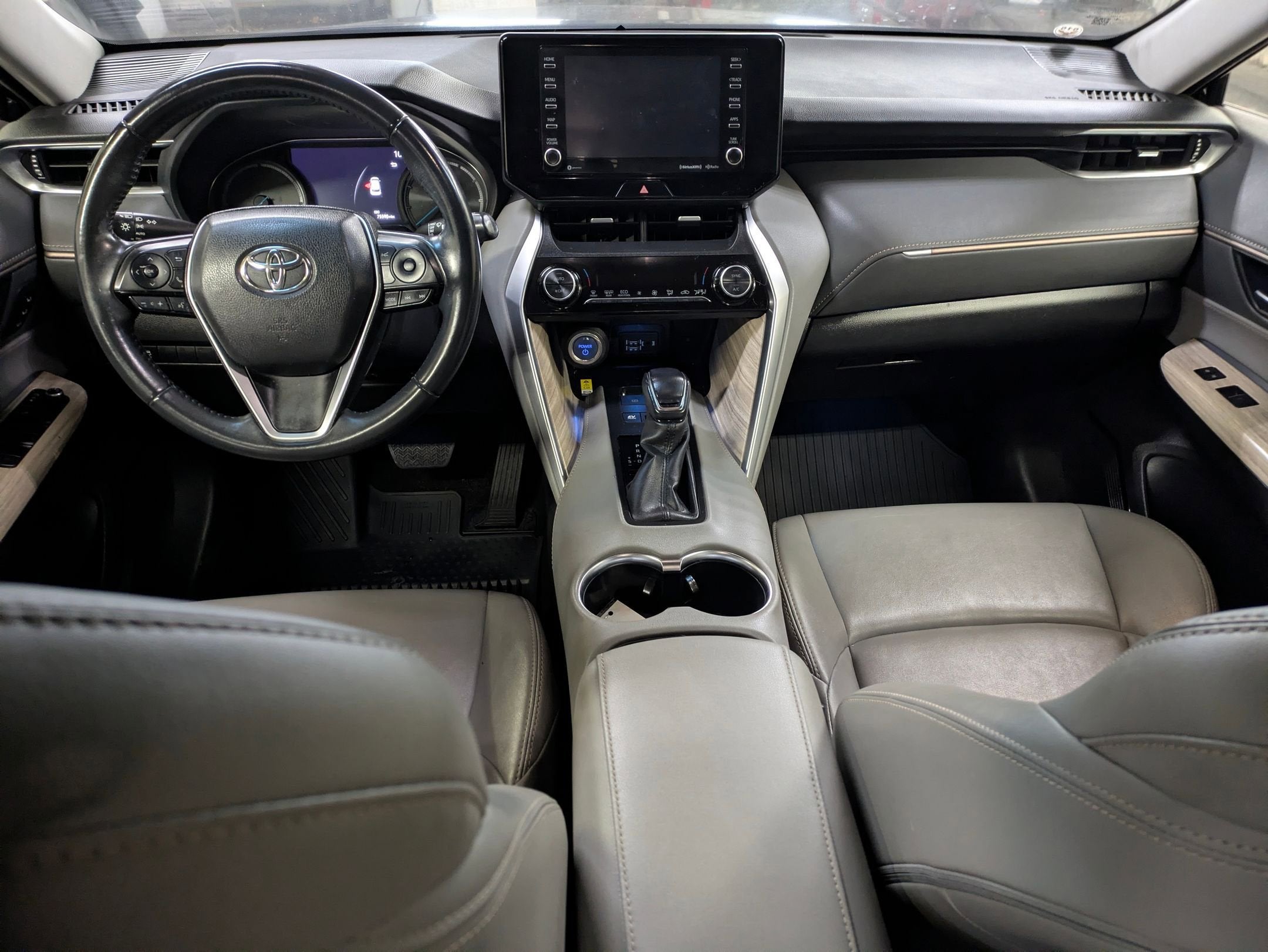 2022 Toyota Venza XLE