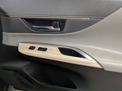 2022 Toyota Venza XLE