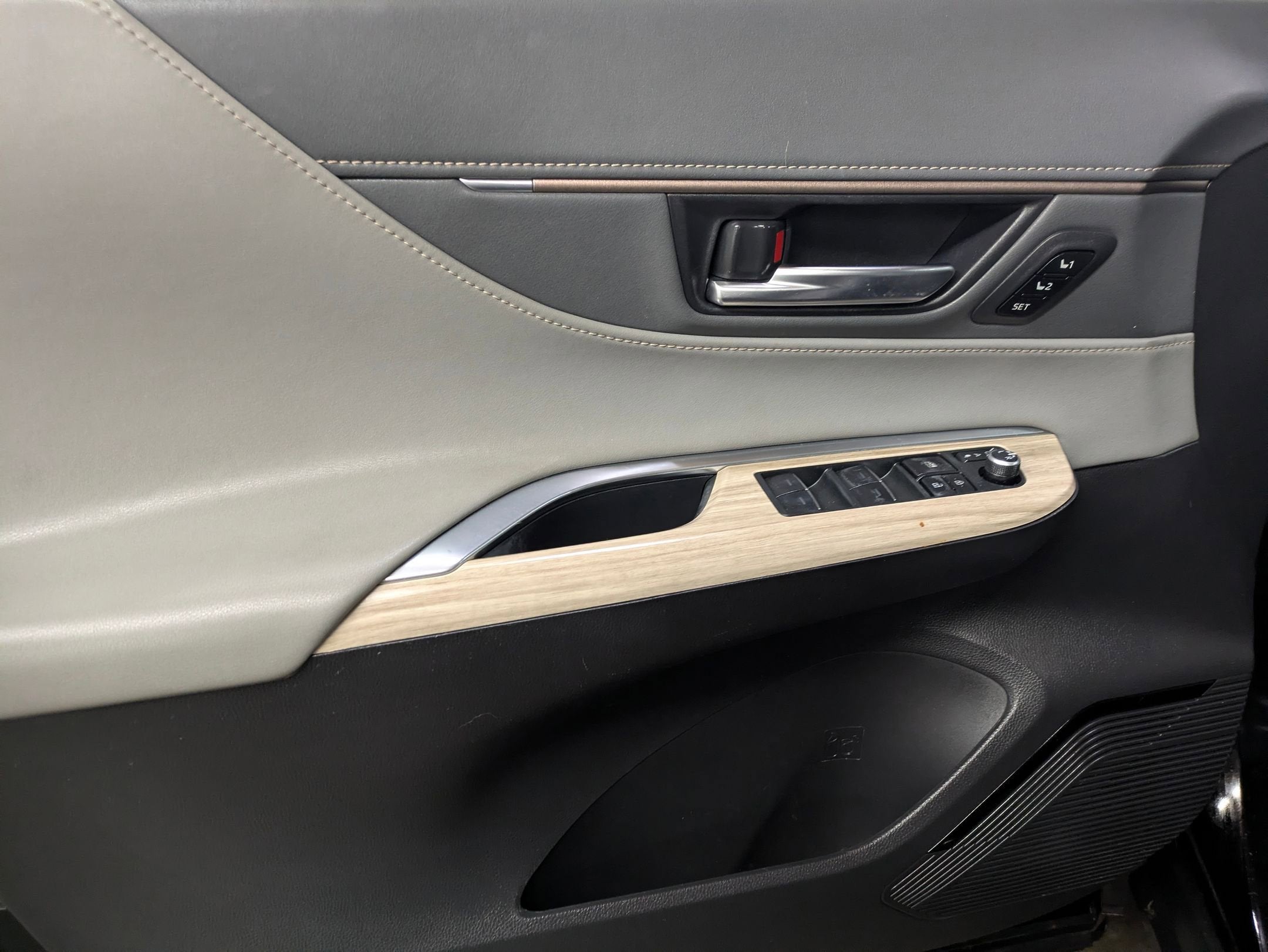 2022 Toyota Venza XLE