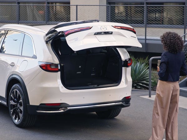 Dover Mazda in Dover OH